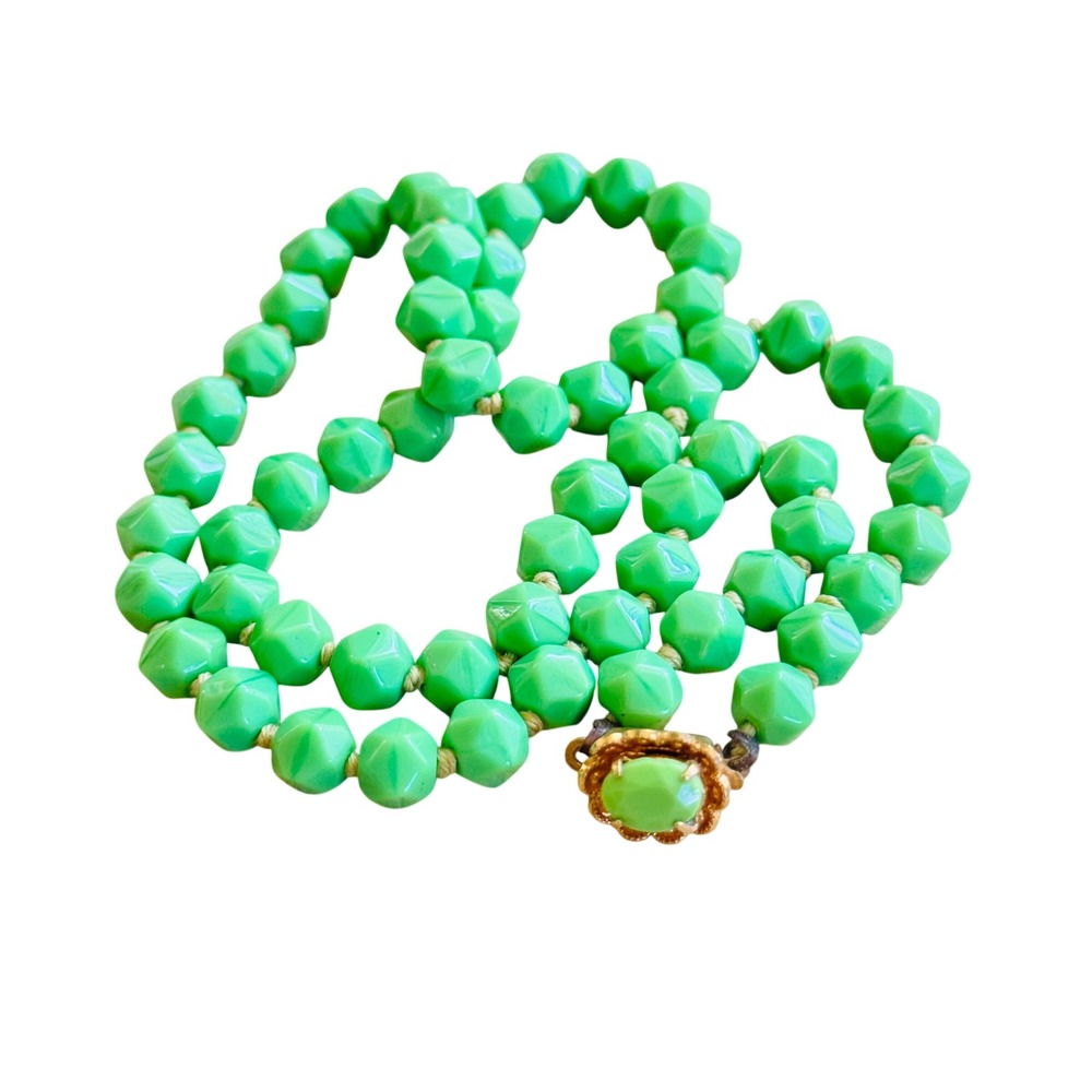 VTG Art Deco Czech Green‎ Art Glass Necklace Flapper Beaded Beads Molded 19"